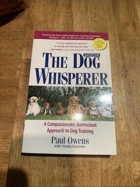 The Dog Whisperer by - White Cover excellent condition.